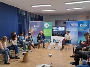 PolitiKAS debate sa mladim poslanicima: Uloga i značaj parlamentarne debate u kriznim situacijama – primer rata u Ukrajini